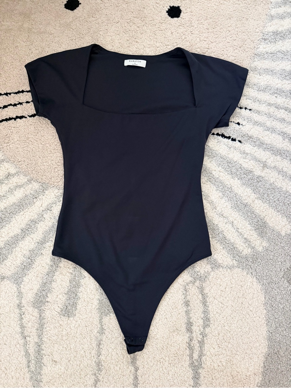 Babaton Black Square-Neck Short-Sleeve Bodysuit size medium